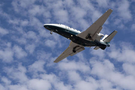 airplane preparing the landing
