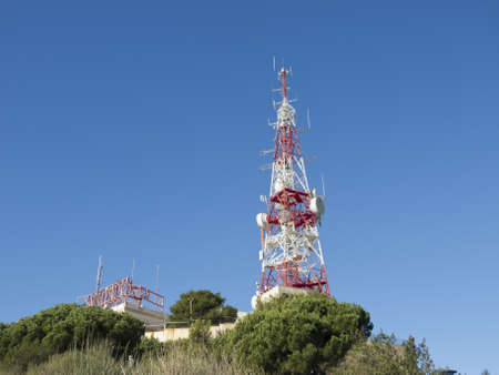 Huge complex of telecommunication antenna