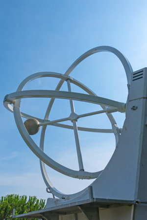 BARCELONA, SPAIN - SEPTEMBER 2, 2017: The chaotic pendulum, a physical experiment, with which the theory of chaos is demonstrated.  Cosmo Caixa, a science museum located in Barcelona, Catalonia, Spain.のeditorial素材