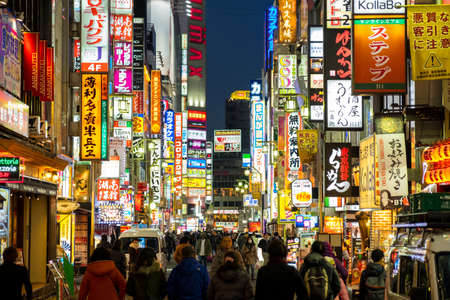 KABUKICHO, TOKYO - JAN 26: Kabukicho one of the most busiest nightlife area of Tokyo, Japan on January 26, 2017.のeditorial素材