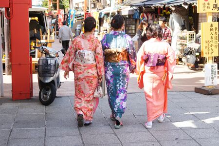 Three women walking in kimonoのeditorial素材