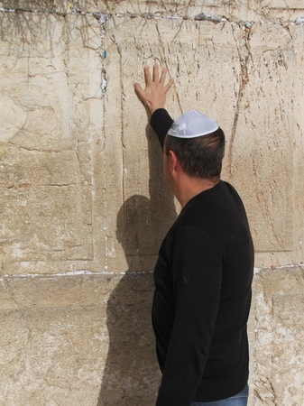  Unidentified Jews pray at the Western Wall の写真素材