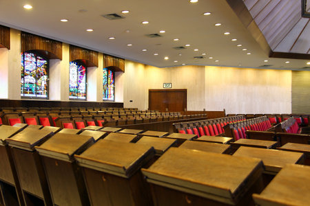  The Great Synagogue of Jerusalem on King George Street  inside