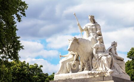Allegorical sculpture "Europe" (by Patrick MacDowell) representing continent of Asia in Prince Albert Memorial near Kensington Gardens in London. UKのeditorial素材