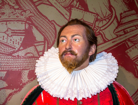 LONDON , UK - JUNE 7, 2015:  Sir Francis Drake wax figure  At Madame Tussauds  Museumのeditorial素材