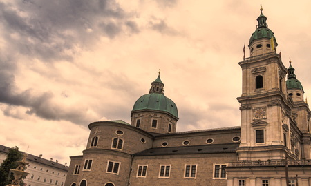 Salzburg Cathedral or Salzburger Dom is the 17-th century baroque roman catholic church in Salzburg, Austria. Salzburg Cathedral is dedicated to St Rupert and St Vergilius. Austriaの写真素材