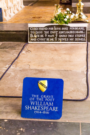 STRATFORD-UPON-AVON, UK - JUNE 8, 2015: The grave of famous English playwright and poet William Shakespeare, located in the Church of the Holy Trinityのeditorial素材