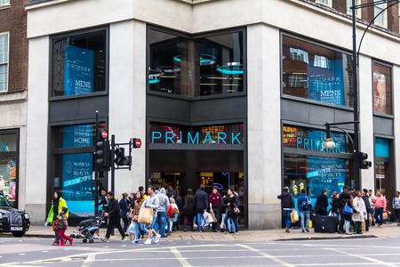 LONDON, UK - JUNE 9, 2015: Tourists and customers near Primark clothing store on Oxford Street in London. Oxford Street has approximately half a million daily visitors and 320 stores.のeditorial素材