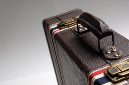 Vintage looking suitcase 2