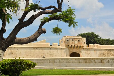 Old city walls, built against pirates in Campeche,Yucatan Peninsula,Mexico.のeditorial素材
