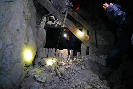 Potosi, Bolivia - 24 November 2012: Miners use basic and dangerous equipment like this wooden lift in Cerro Rico mine, Potosi.. Potosi is one of the highest cities in the world and nearby Cerro Rico has a long history for the extraction of rich deposits oのeditorial素材