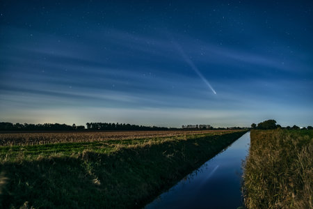 Comet Tsuchinshan-Atlas in the nightsky over northern Germanyの写真素材