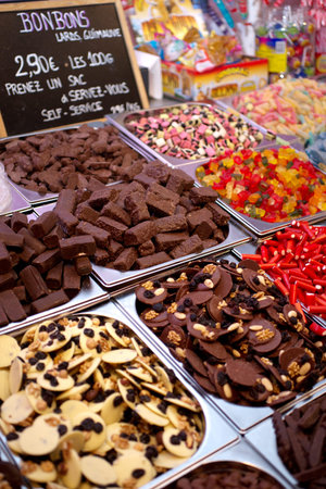 Brussels, BELGIUM - MARCH 16, 2019: Cake design and pastry fair - Cake and Sugar Brussels, 2019. Candies in the store-exhibitor.のeditorial素材