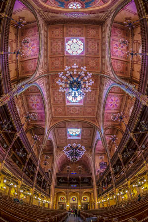 BUDAPEST, HUNGARY-DECEMBER 18, 2018: Interior of the Great Synagogue in Dohany Street, the largest synagogue in Europe and the second largest in the world. Built between 1854-1859 for 3000 peopleのeditorial素材