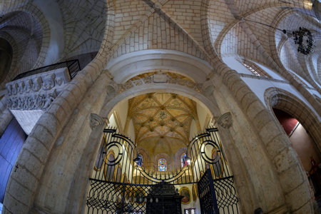 SANTO DOMINGO, DOMINICAN REPUBLIC-MARCH 11, 2020: Interior of the Cathedral of Santa Maria la Menor in the Colonial Zone of Santo Domingo.It is the oldest cathedral in the Americas, completed in 1540.のeditorial素材