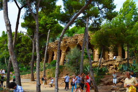 Park Guell, Barcelona, ??Spain. Sightseeing: Bench, Gatekeeper's House, Stairs andのeditorial素材