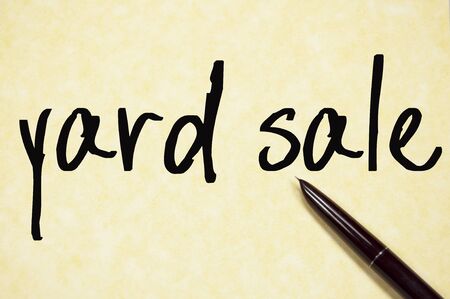 yard sale text write on paperの写真素材
