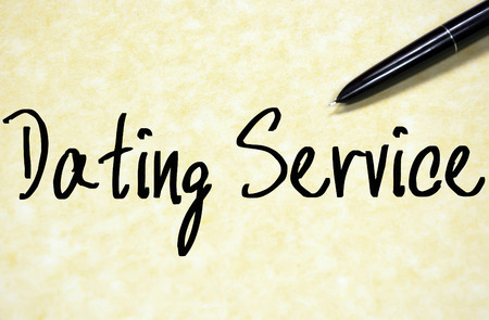 dating service text  write on paperの写真素材