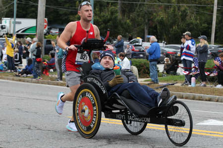 The 2021 Boston Marathon was the 125th running of the annual marathon race held in Boston, Massachusetts on October 11, 2021.のeditorial素材