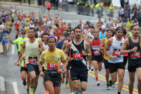 The 2021 Boston Marathon was the 125th running of the annual marathon race held in Boston, Massachusetts on October 11, 2021.のeditorial素材