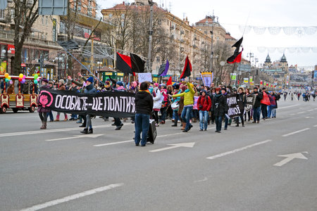 KIEV - MAR 08: Youth feminist demonstration on Kreshatik in Kiev, Ukraine on March 08, 2013.のeditorial素材