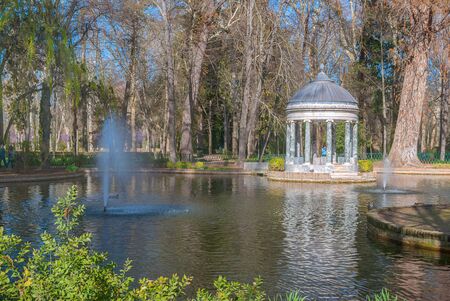 Chinescos Pond in the Gardens of the prince (Jardines del Principe), Aranjuez, Madrid, Spainの写真素材