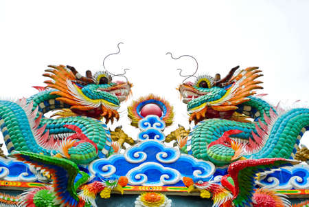  Dragon on chinese temple roofの写真素材