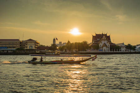  long tail boatのeditorial素材