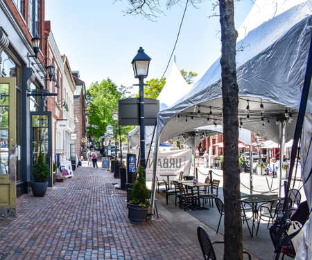 Alexandria, VA - April 20, 2021: King Street Shopping District Near the Waterfront in Old Town Alexandriaのeditorial素材