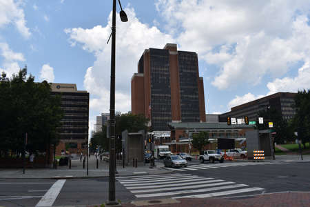 Philadelphia, Pennsylvania, USA - July 16, 2021: View of the James A. Byrne United States Courthouse from Fifth and Arch Streetsのeditorial素材