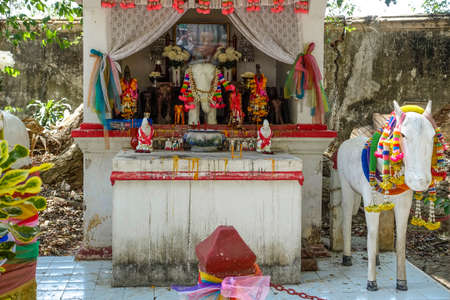 Wat Sri Rong Muang, Burmese Temple, Lampang, Northern Thailand, Thailand, Asiaの写真素材