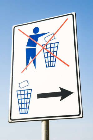 no garbage here sign at a beachの写真素材