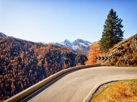 curve at the european alpsの写真素材