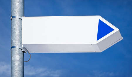 blank directional sign with space for textの写真素材