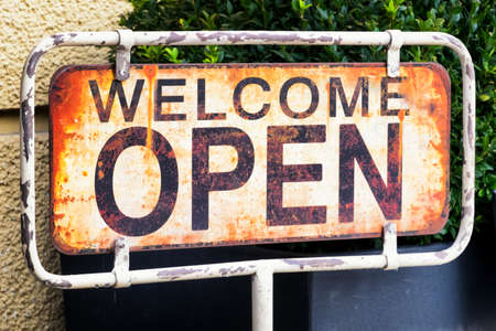 old fashioned welcome sign - photoの写真素材