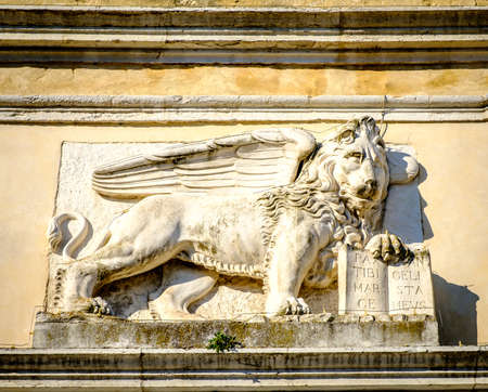 old venezian lion ornament - photoの写真素材