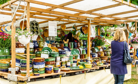 DIESSEN - GERMANY, MAY 11: people and stands at the famous, annual pottery market on may 11, 2018 in diessen, germanyのeditorial素材