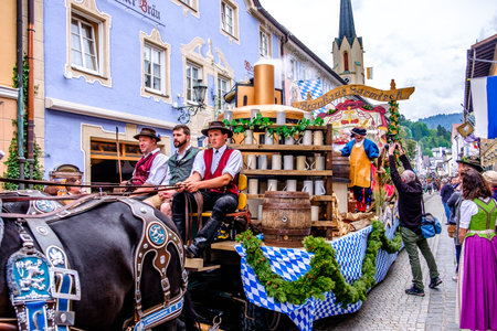 GARMISCH-PARTENKIRCHEN, GERMANY - MAY 20: historic bavarian pageant with 1500 partcipants in the old town of garmisch-partenkirchen on may 20, 2018のeditorial素材