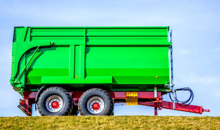 new trailer for modern tractors