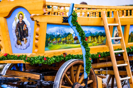 Bad Toelz, Germany - November 6: people with traditional clothes at the annual horse-carriage procession with blessing, named leonhardifahrt on November 6, 2019 in bad toelz, germanyのeditorial素材