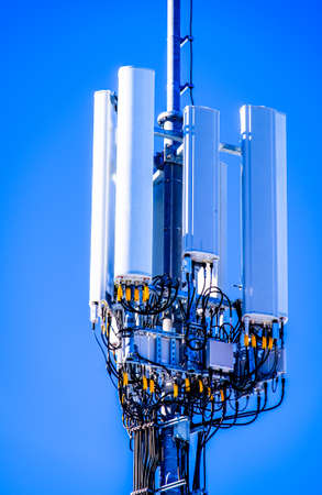 mobile phone transmitter antenna - photo