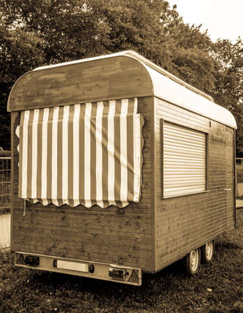 typical trailer at a street