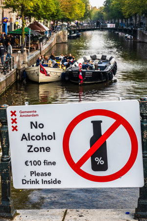 Amsterdam, Nethterlands - October 9: no alcohol sign in the old town of Amsterdam on October 9, 2021のeditorial素材