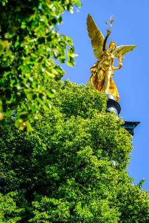 famous angel of peace in munich-bavariaのeditorial素材