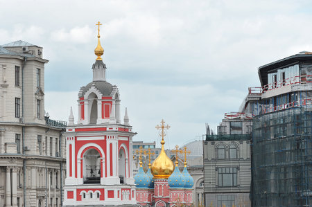 Moscow, Russia - April 30, 2022: view of the domes of St. George's Church on Varvarke Street in Moscowのeditorial素材