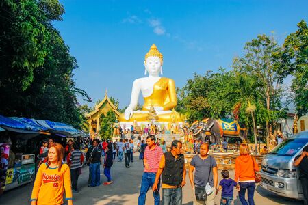 wad-prathat-doi-kum 19 December 2015:"Thailand temple art " Chiang Mai Thailandのeditorial素材