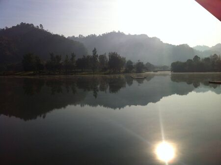 Morning on the lakeの素材