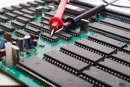 Electronic technician