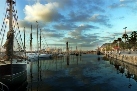 Old Frigate in the Barcelona Port panorama, Spainのeditorial素材