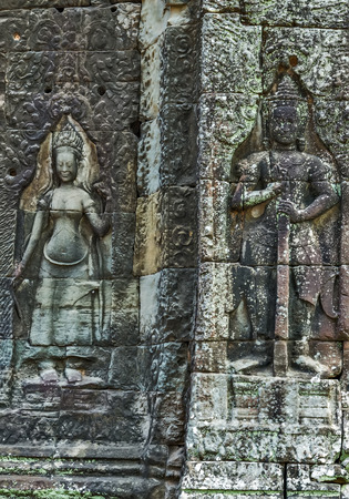 Dancing Apsara Decoration Stone Carving on the wall of Angkor wat, Seam Reap, Cambodiaのeditorial素材